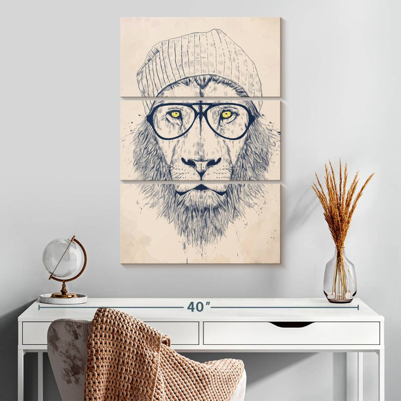 Brampt Cool Lion, 32" H x 20" W