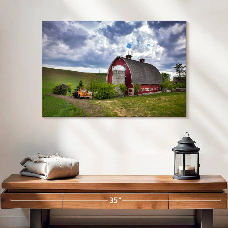 Lilie, grange rouge et vieille camionnette dans la palouse, H 16 po x l 24 po