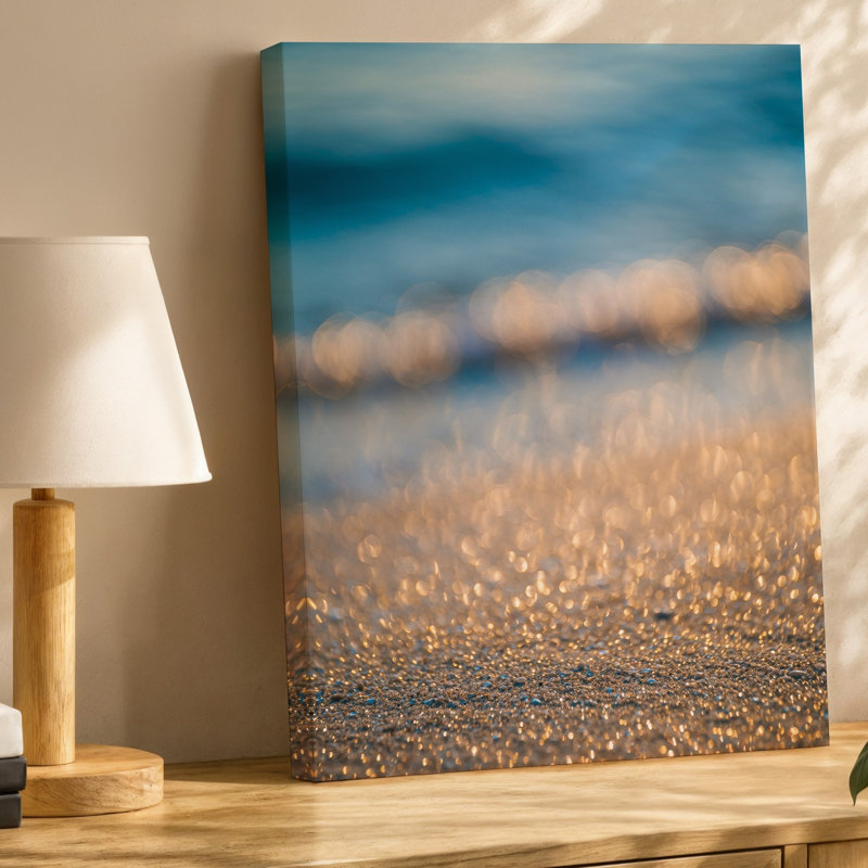 La toile crée une scène sereine et édifiante mettant en vedette un art mural doux sur fond de mise au point avec un effet bokeh