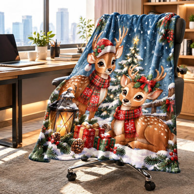 Cute Reindeer Christmas Blanket, Cozy Festive Winter Scene Throw for Sofa Couch Bedroom Living Room Home Decoration