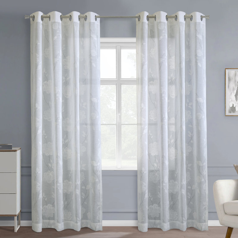 Panneau de rideau simple semi-diaphane avec œillets Heywood, l 52 po x L 84 po