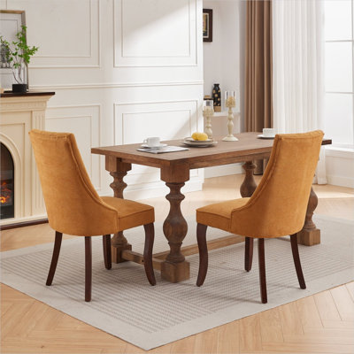 Ogata de 2 chaises de salle à manger confortables, tissu de rayonne luxueux, pieds en bois massif avec courbe, jaune, jaune traditionnel américain