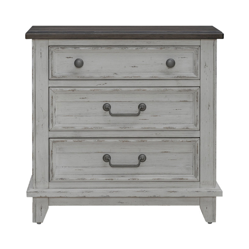 Chalita Two Nightstands Set