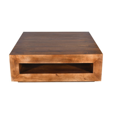 Table basse carrée en bois massif Ophelia 