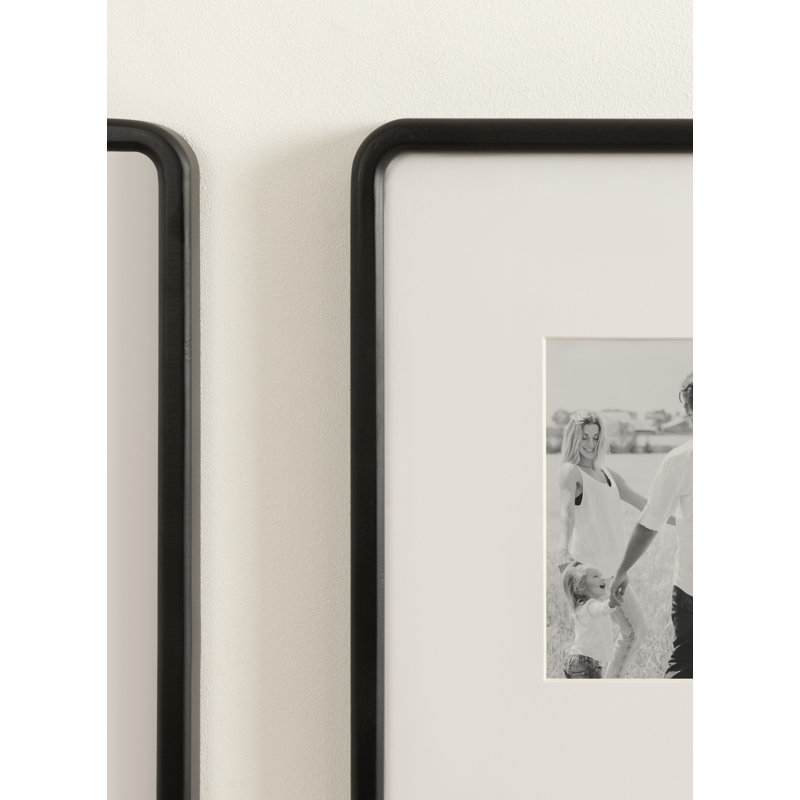 Rounded Rectangle Wood Frame Set, 5" W x 7" H, Black