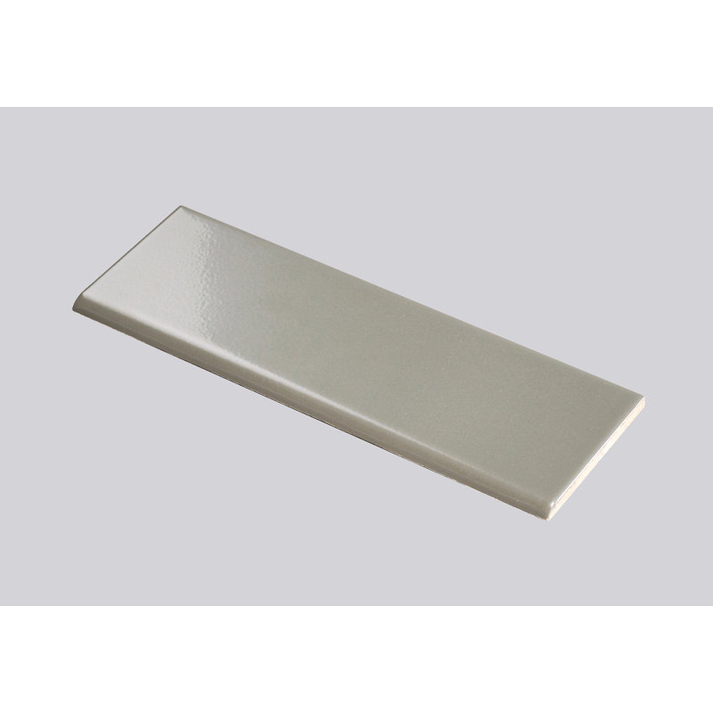Garniture de tuile de moulure en céramique 12 po x 4 po gris mat Hudson