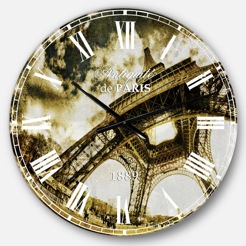 Horloge murale Swigart Farmhouse Paris Eiffel Tower in Sunny Winter Morning, Moyen
