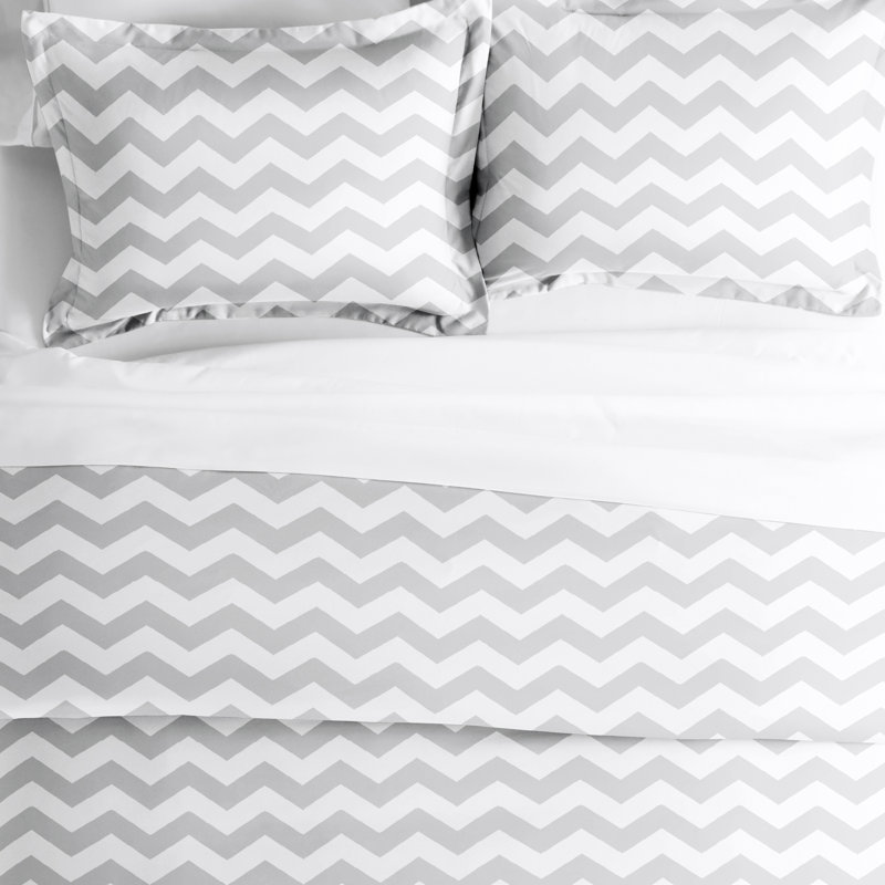 Gray and White Geometric Microfiber Queen Duvet Cover Set