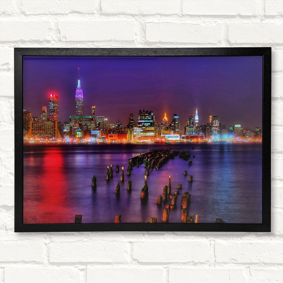 New York City Purple Sky Reflections Gerahmter Druck