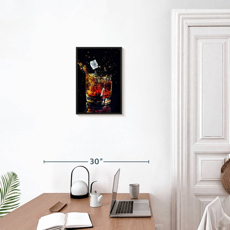 Whisky glacé, 13 po x 19 po, Cadre flottant noir