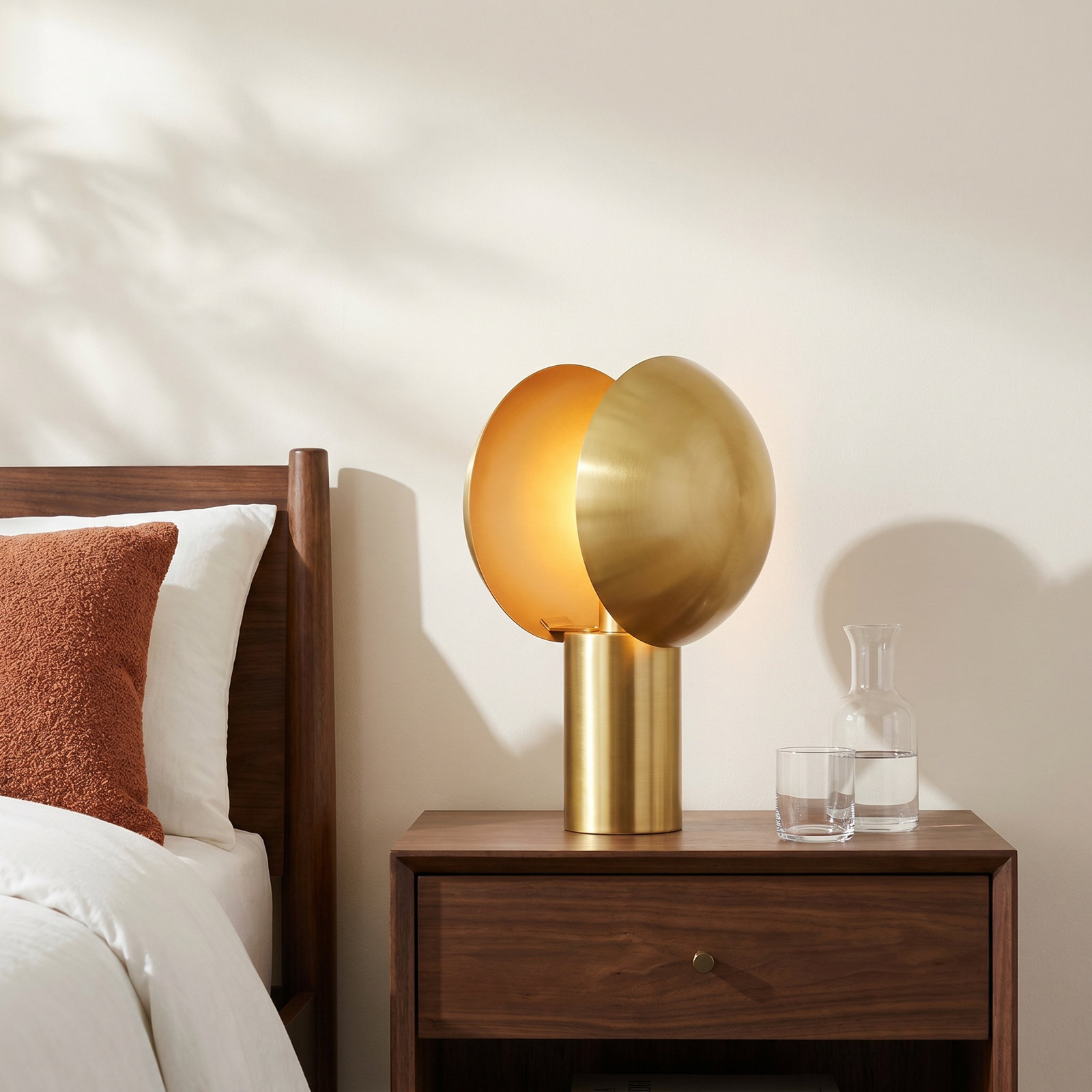 Sahand Metal Novelty Lamp