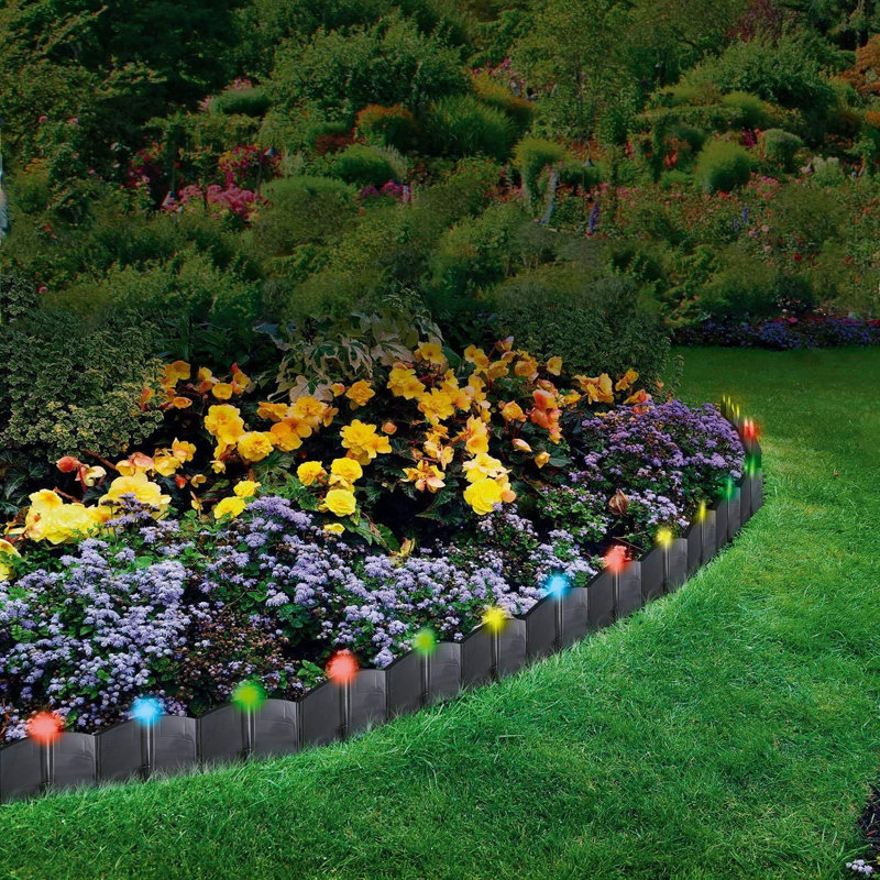 Trombetta 13.97cm H x 14.986cm W Plastic Lawn Edging, Multicolour