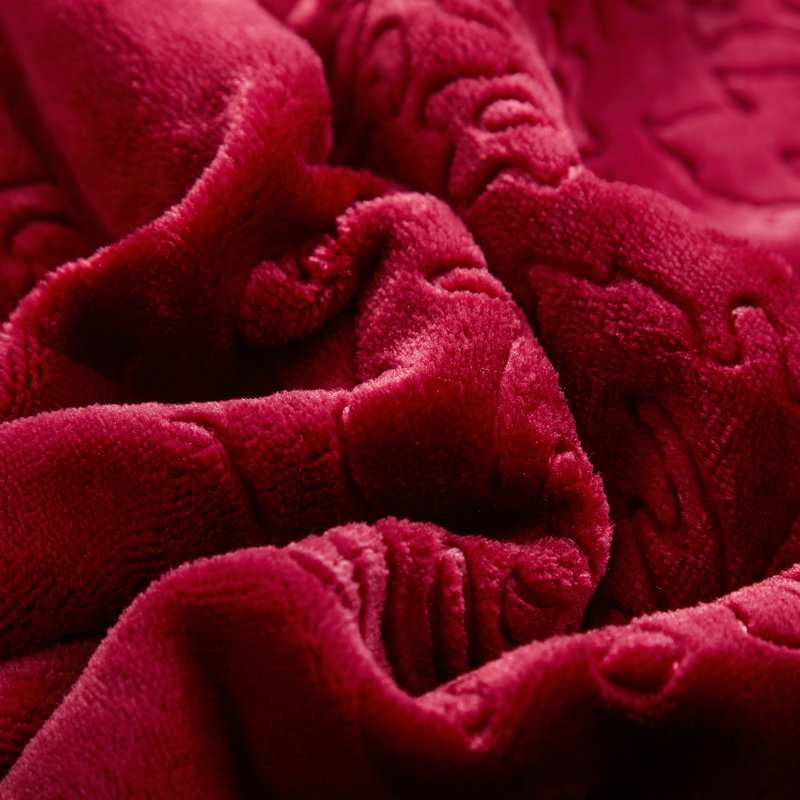  Jeté en sherpa embossé en flanelle, L 63 po x l 87 po, Rouge merlot