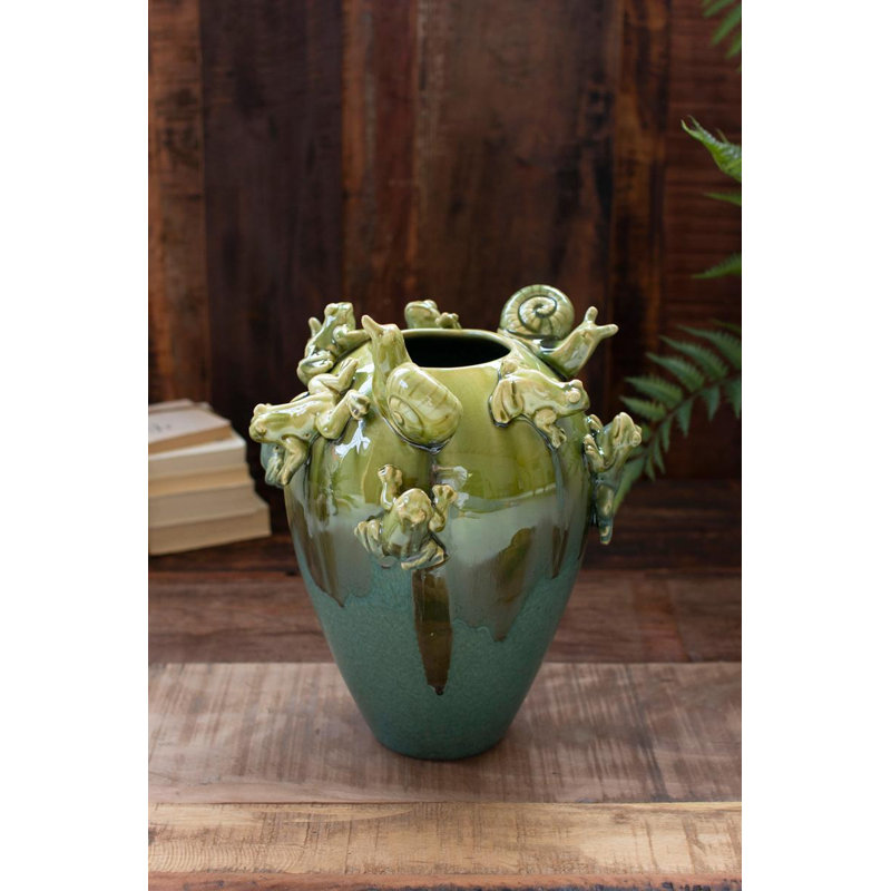 Vase en céramique et grenouilles en céramique