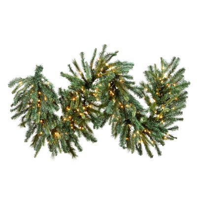 Duralt 91.4cm Lighted Garland with Lights