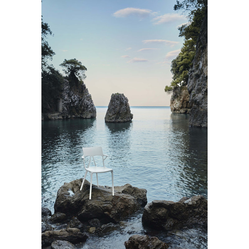 A.I. Arm Chair, White