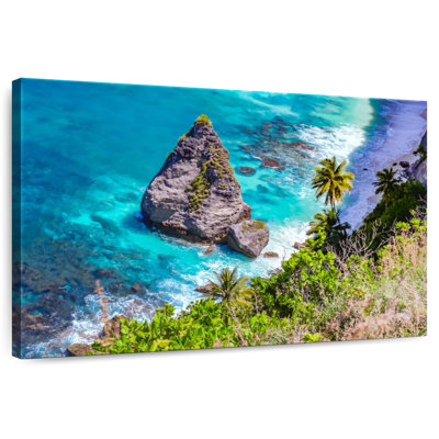 Bali Gillard Rock Form