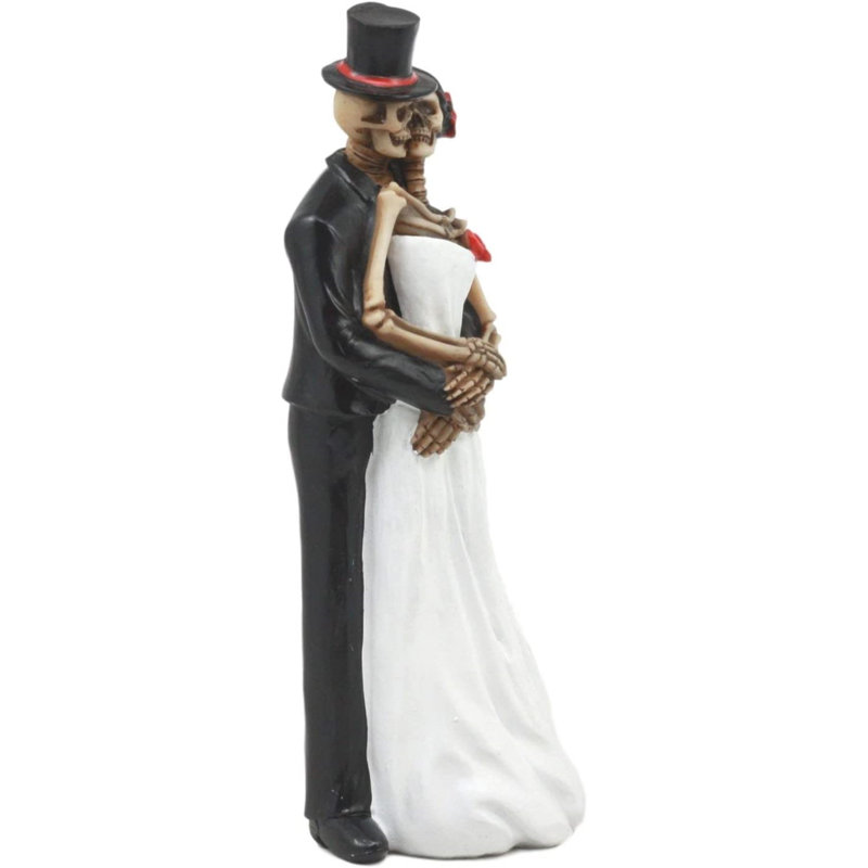 Gerame Figurines & Sculptures