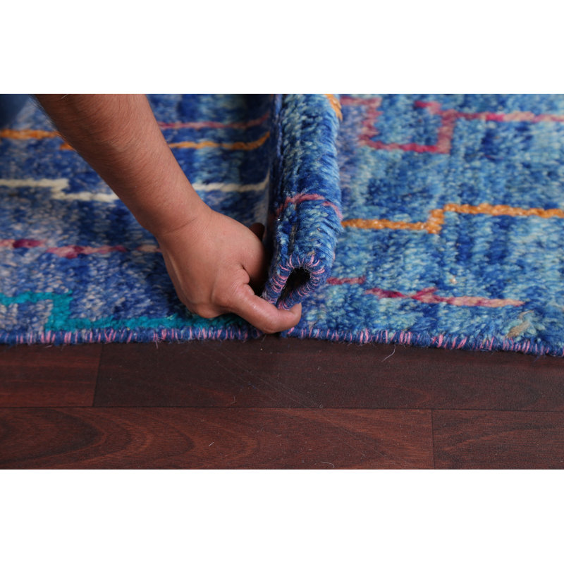 Tapis noué à la main unique en son genre