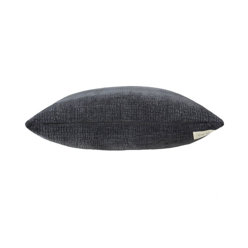 Oreiller texturé noir Tivoli, Carré H 22 po x l 22 po, Noir