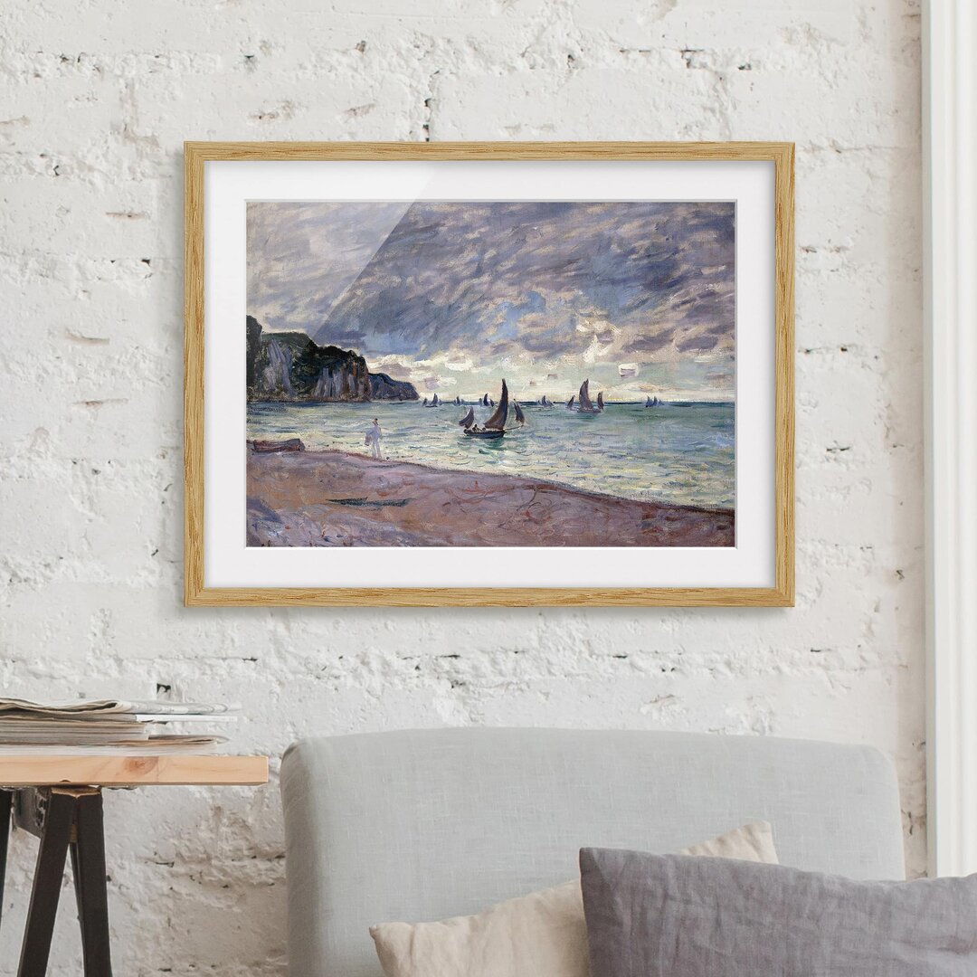 Gerahmtes Poster Fischerboote am Strand und die Klippen von Pourville von Claude Monet