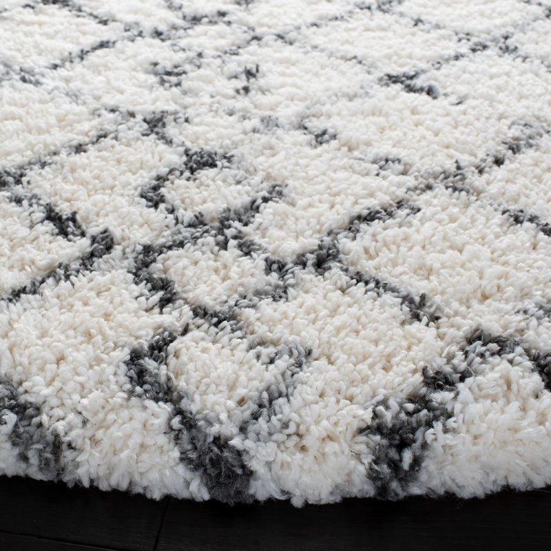 Adame Geometric Ivory/Grey Area Rug, Round 3'