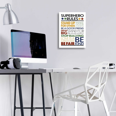 «Superhero Rules» par Susan Ball, art mural en verre acrylique