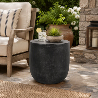 Graceful Barrel End Table With Lightweight Concrete, Perfect For Modern And Functional Outdoor Spaces