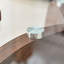 Table basse avec plateau en verre