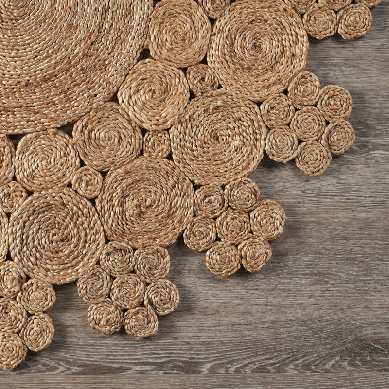 Aiesha Hand Braided Indoor Rug, Round 7'6"