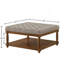 Grande table basse carrée avec repose-pieds en lin capitonné et grand repose-pieds avec tablette en bois massif-1026772768-1026772769