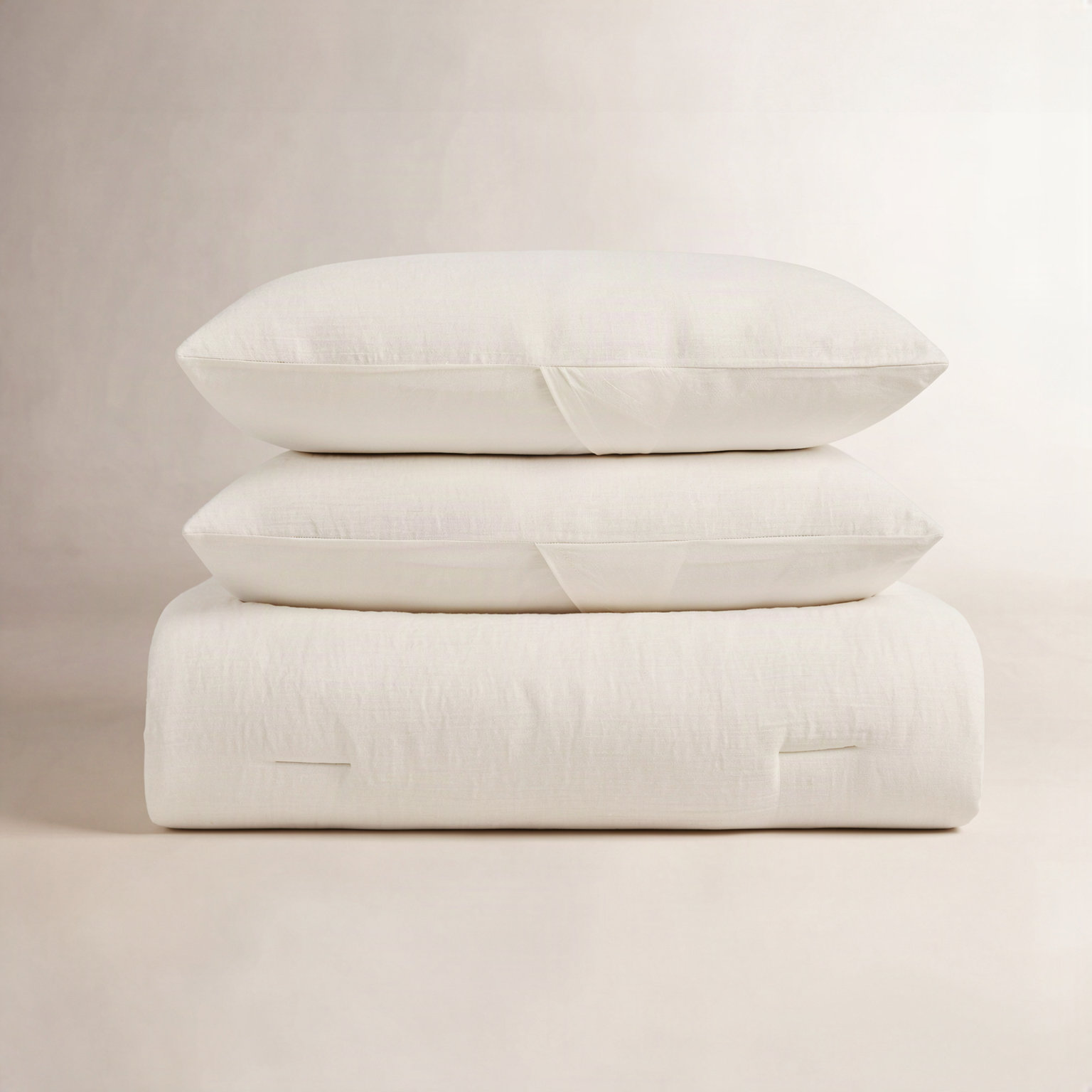 Reta Comforter Set, Queen Comforter +2 Standard Shams, Ivory