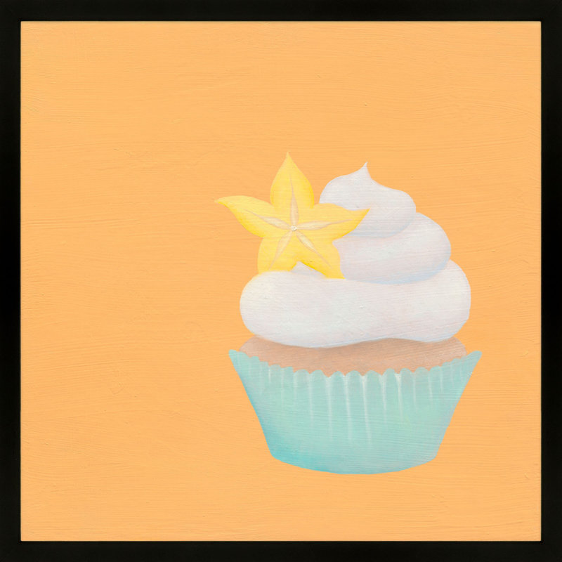 «Starfruit Cupcake» par Katy Montica - peinture encadrée, Papier avec cadre noir, L 24 po x H 24 po x P 1,25 po