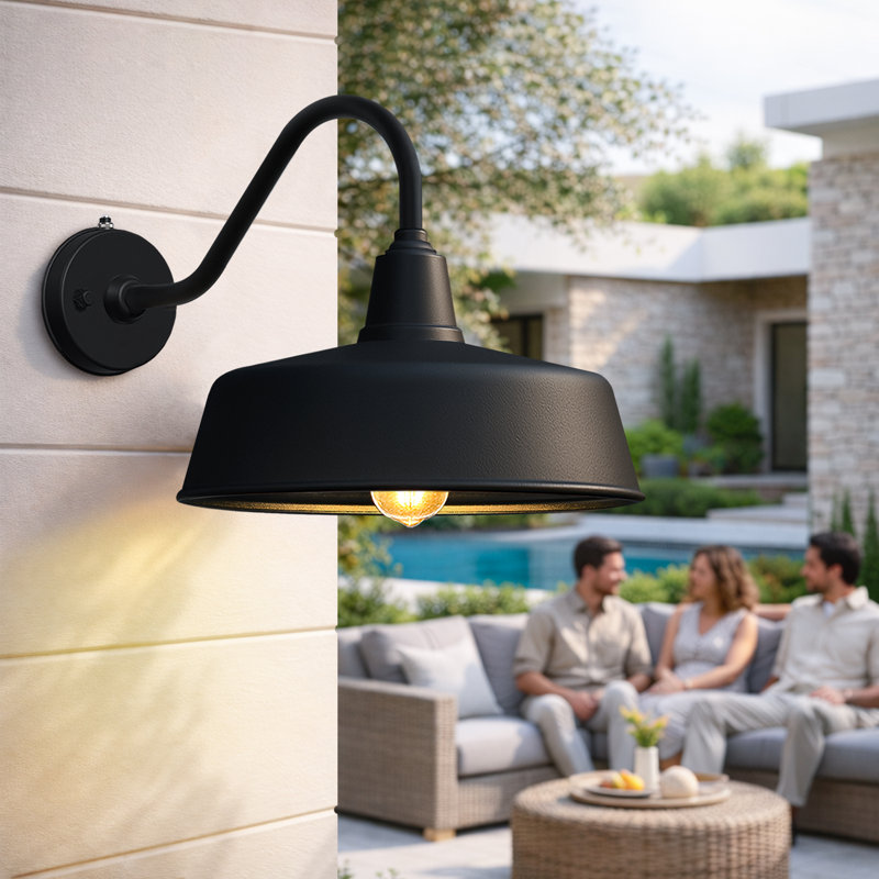 Luminaire de grange murale d'extérieur Bechard Dusk To Dawn, H 12,3 po x l 11 po x P 18 po, Une lumière