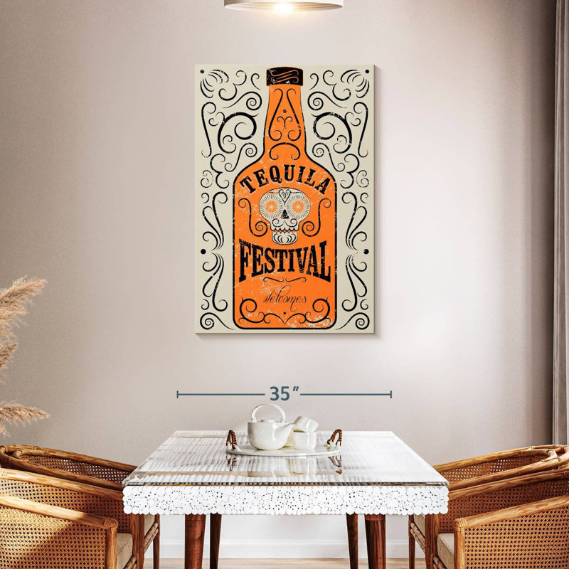 Bouteille de tequila Yarlin, H 45 po x l 30 po