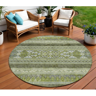 Tapis rond lavable intérieur / extérieur vert olive et artichaut 8 pi HomeRoots
