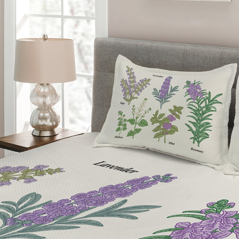 Bunny Farmhouse / Country Polyester Floral Coverlet, King Bedspread + 2 Shams