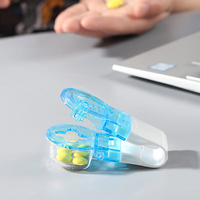 storage container Portable Tablet Taker Tablet Dispenser Easy Tablet Dispenser Home Gadget Portable Small Tablet Dispenser For The Elderly