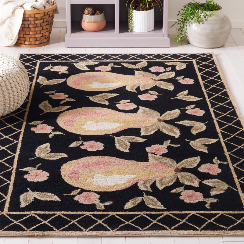 Kinchen Hand Hooked Wool Pile Floral Rug, Rectangle 3' x 5'