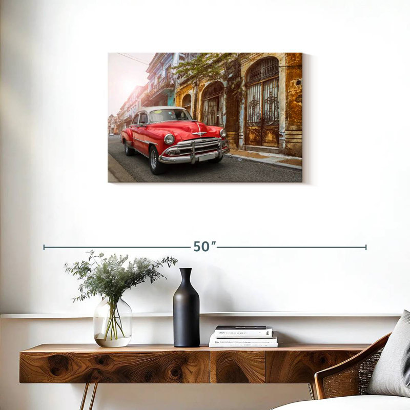 Voiture cubaine rouge Mehar, H 20 po x l 30 po