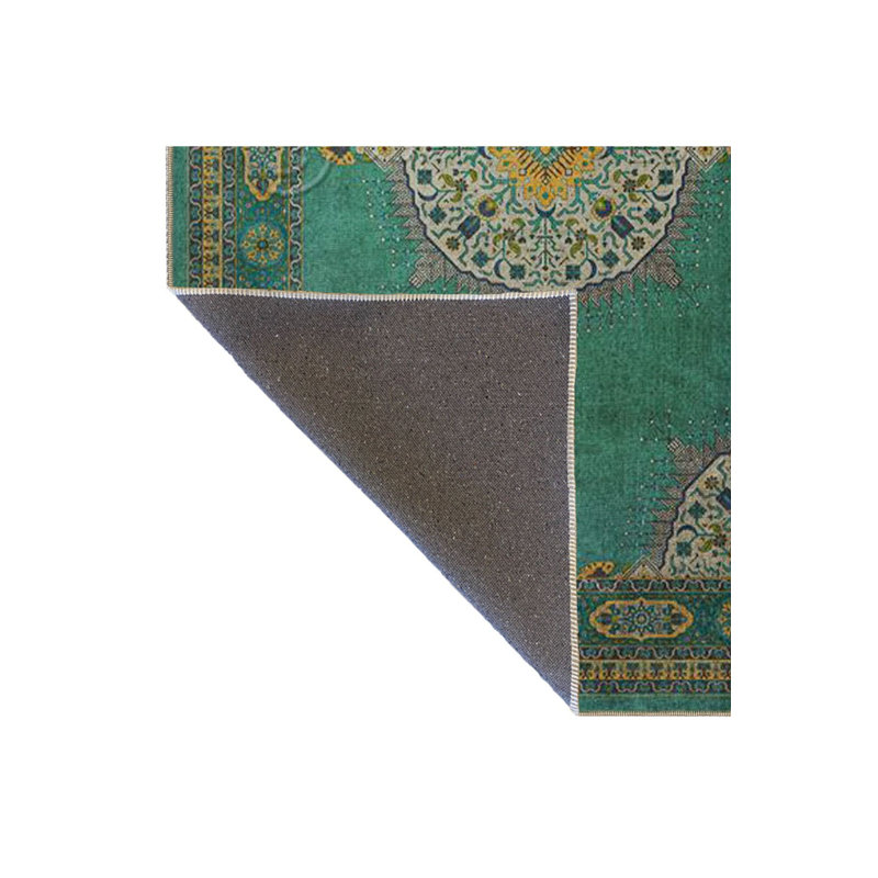 Tapis vert lavable avec base tissée traditionnelle, Sous-tapis rectangulaire de 3 pi 3 po x 4 pi 11 po