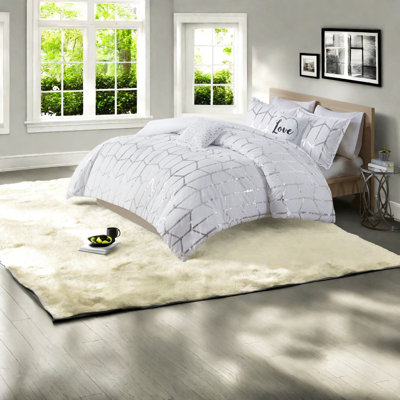 Soft Microfiber Bedding Sets, Full Queen Modern Metallic Home Style