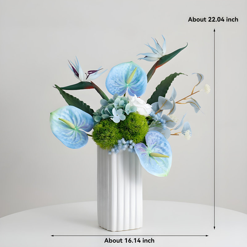 Ornements de fleurs simulées