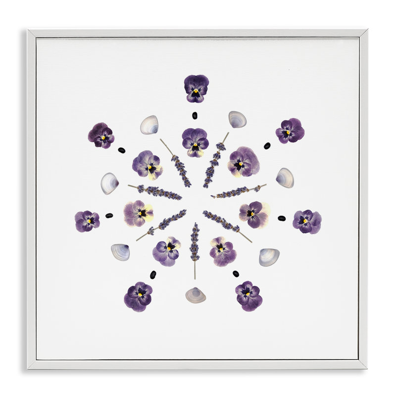 Pensées et lavande symétrique, estampe numérique, conception par Beth Adoette, Encadrement giclée blanc côtier