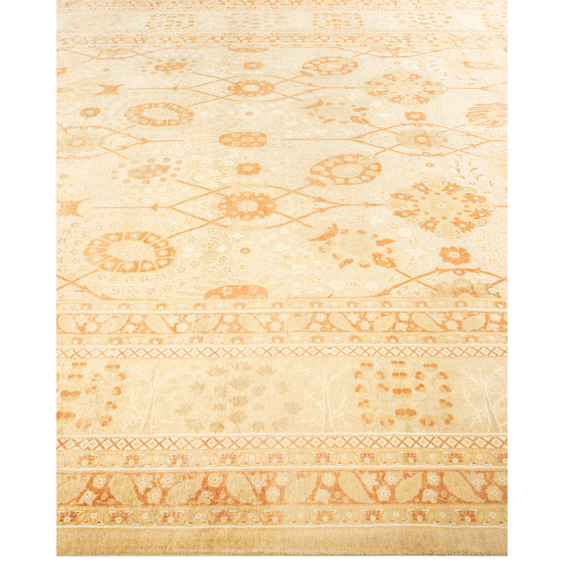 Tapis unique noué à la main Keenan - doré, 8 pi 3 po x 10 pi 5 po