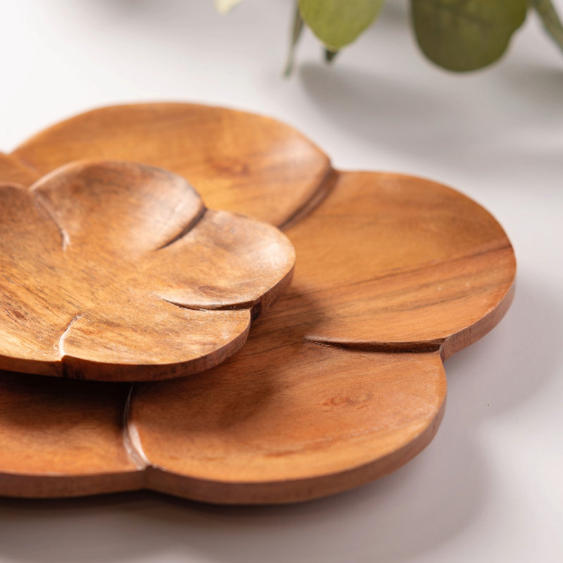Assiettes à fleurs