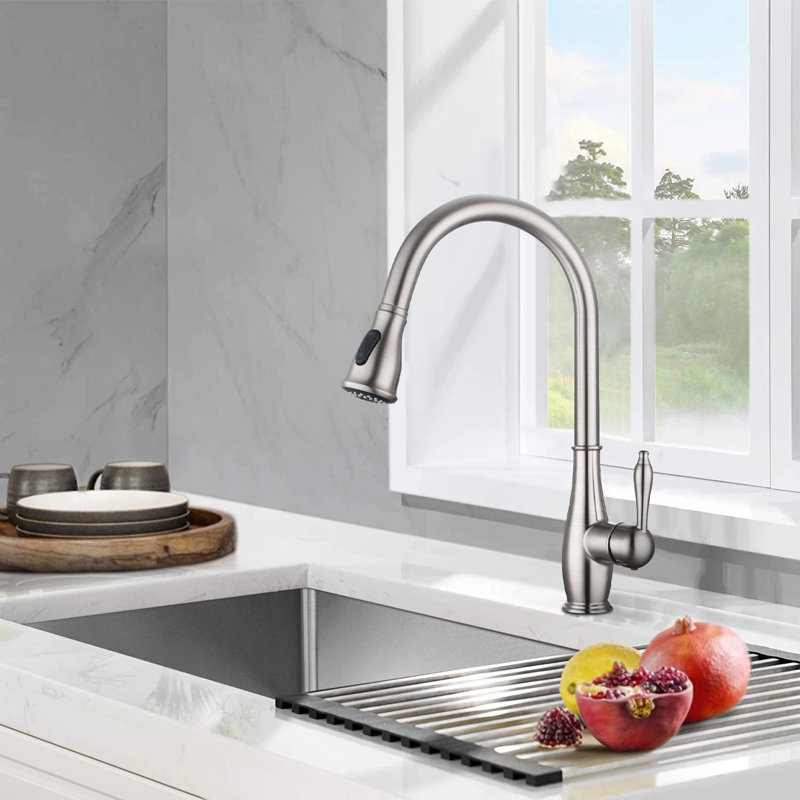 Robinet d'évier de cuisine à poignée simple en acier inoxydable avec bec pivotant sur 360 ° Topcraft