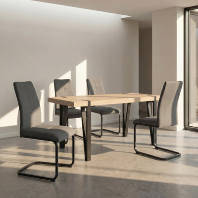 Coverly Dining Table