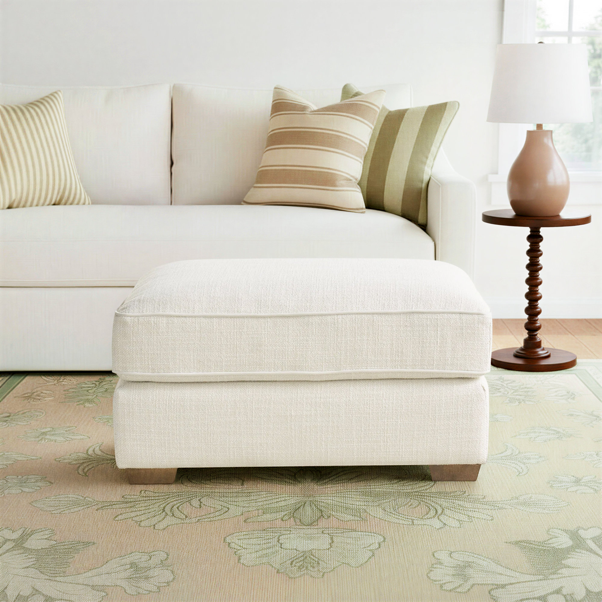 Leah Ottoman