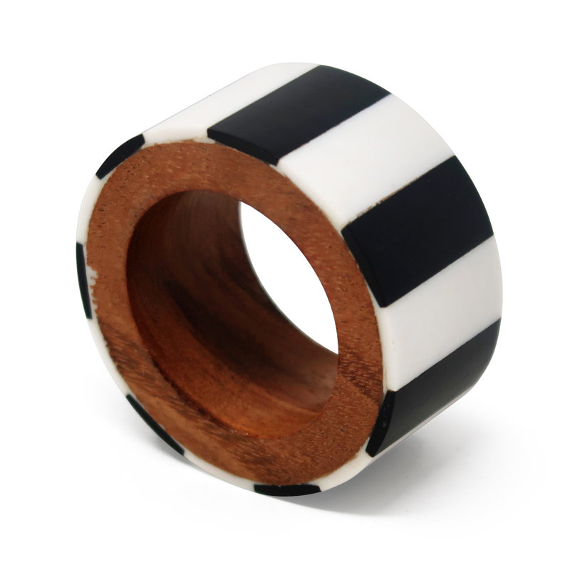 S/4 Napkin Rings Black & White